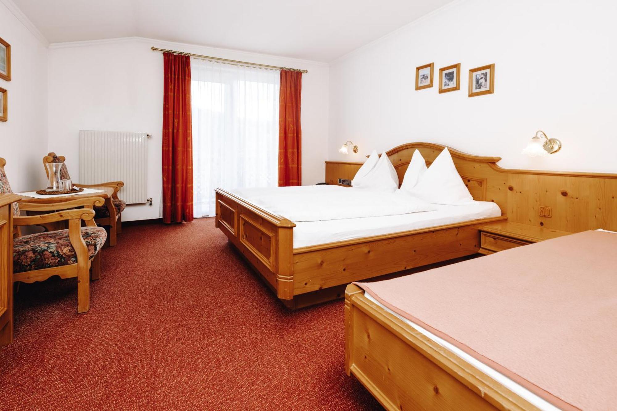 Hotel Garni Tannenhof フラッハウ エクステリア 写真