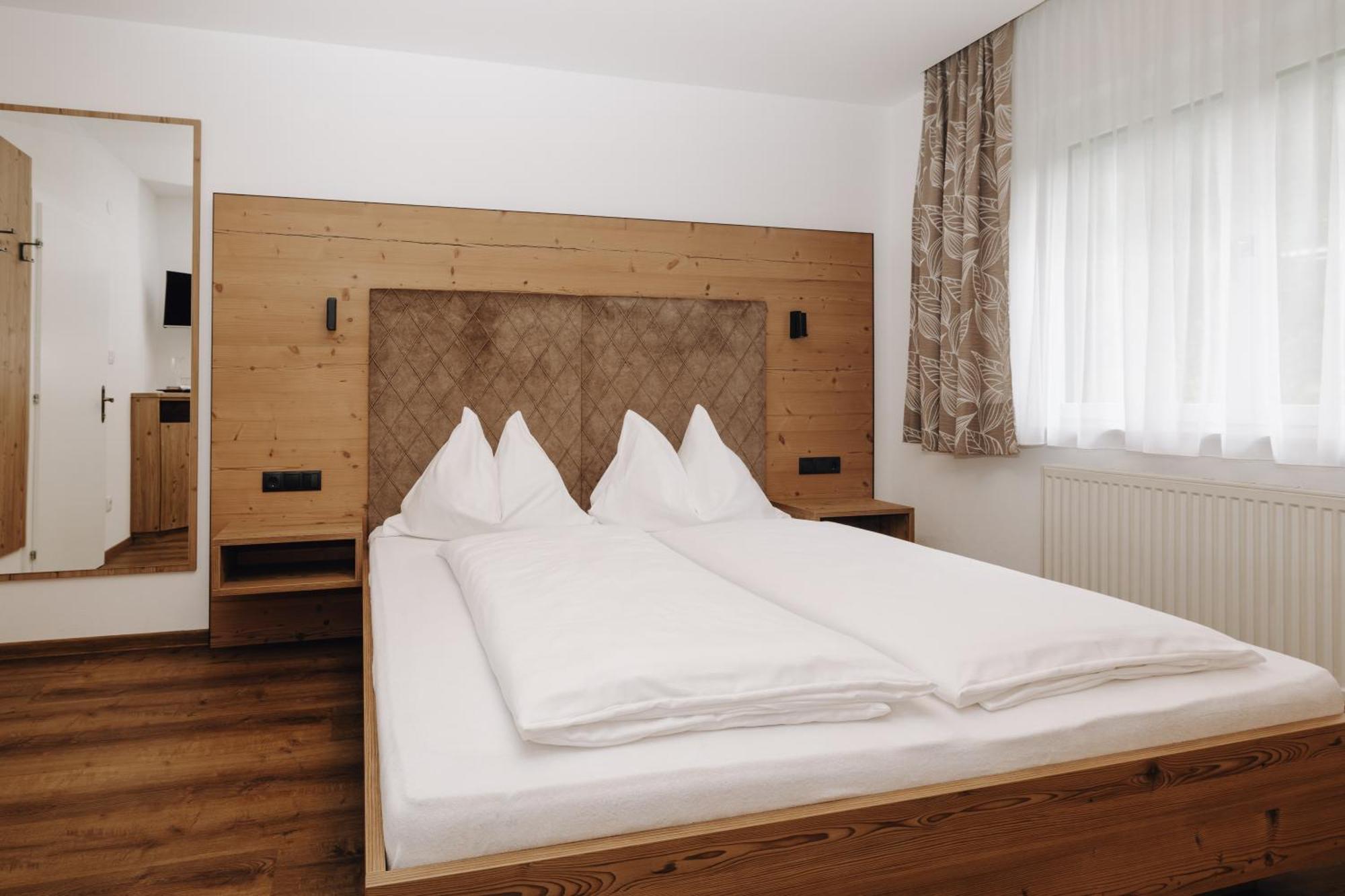 Hotel Garni Tannenhof フラッハウ エクステリア 写真