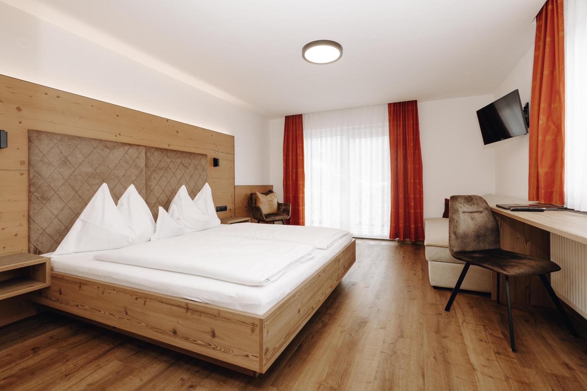 Hotel Garni Tannenhof フラッハウ エクステリア 写真