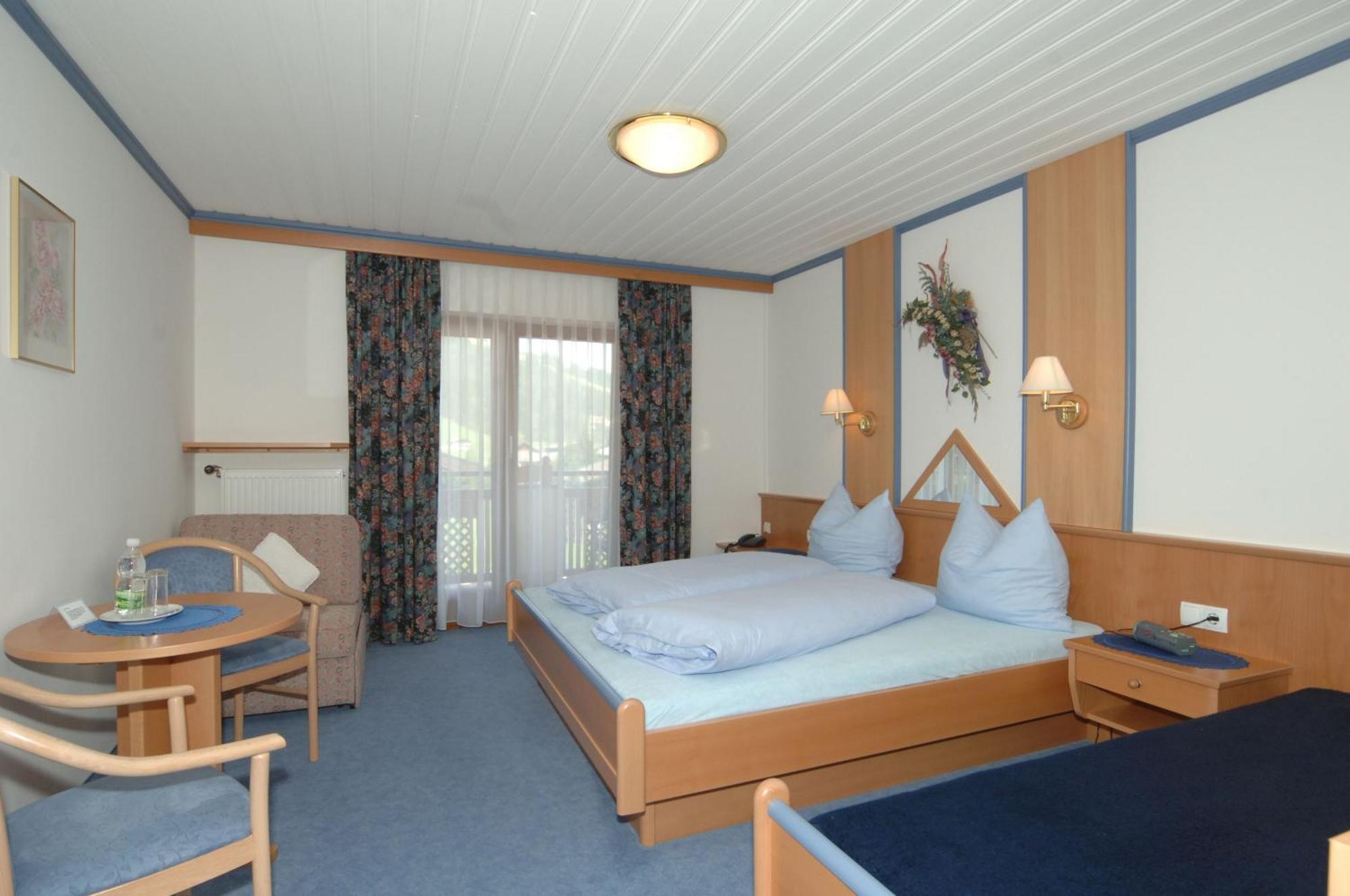 Hotel Garni Tannenhof フラッハウ エクステリア 写真